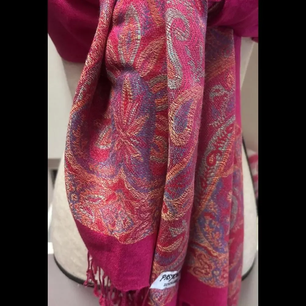 👠🥻🩷 100% Pashmina Paisley Print Scarf 66” X 22” Fringed